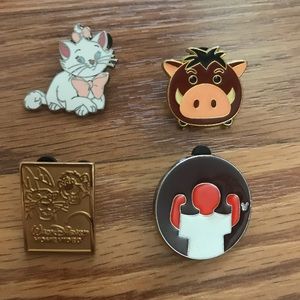 Disney pins